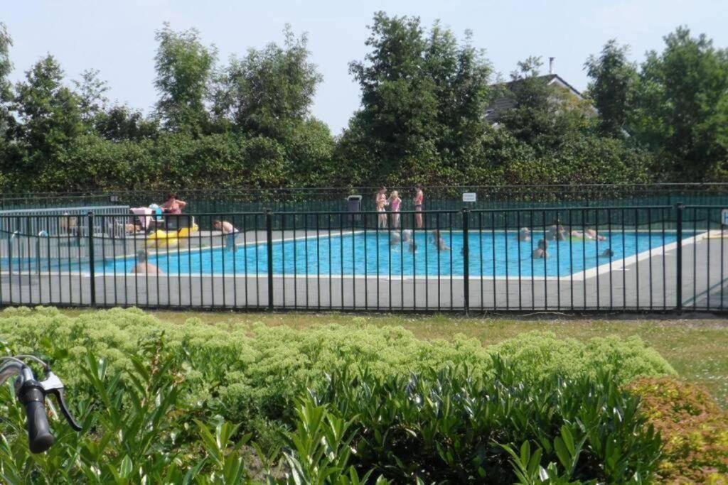Villa Riverside Met Hottub, Eigen Aanlegsteiger, Zwemtrap, Trampoline En Kano'S ゼーウォルデ エクステリア 写真
