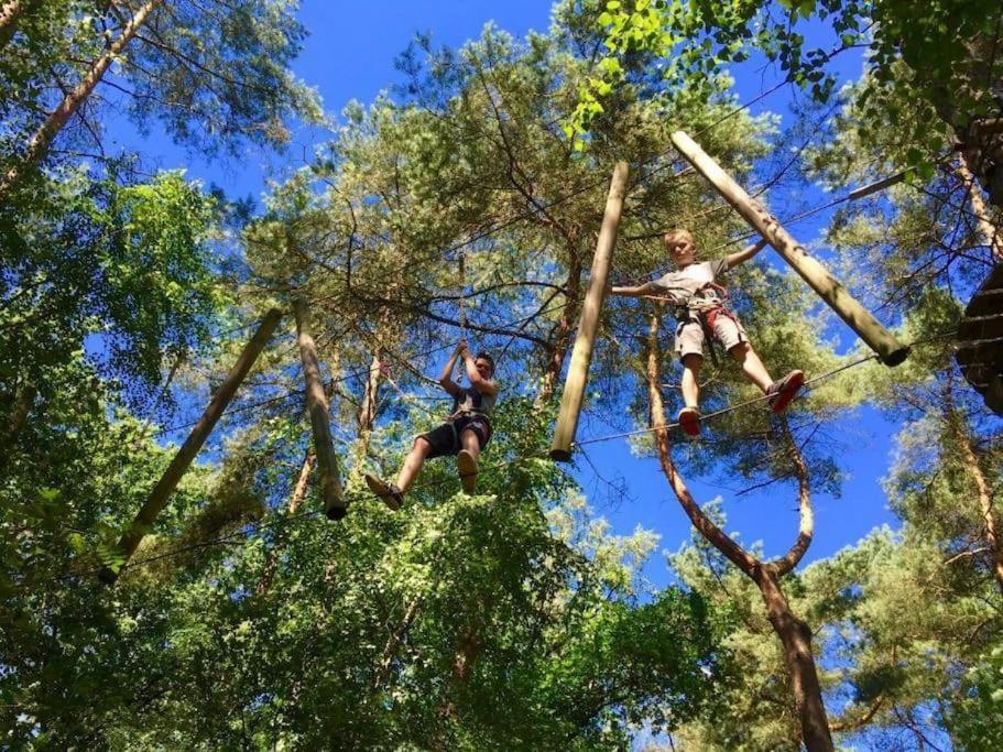Villa Riverside Met Hottub, Eigen Aanlegsteiger, Zwemtrap, Trampoline En Kano'S ゼーウォルデ エクステリア 写真